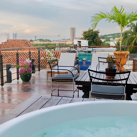 Lujosa Casa 5Hab Jacuzzi & Piscina Vila